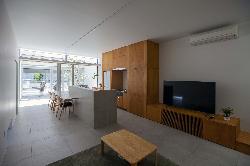 【清水裕子＋清水貞博＋松崎正寿】