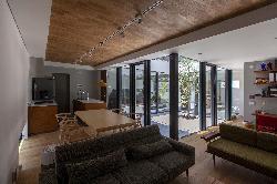 【清水裕子＋清水貞博＋松崎正寿】