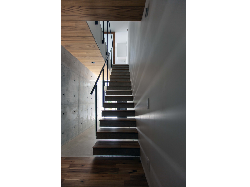 【清水裕子＋清水貞博＋松崎正寿】