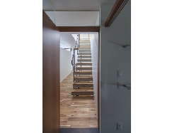 【清水裕子＋清水貞博＋松崎正寿】