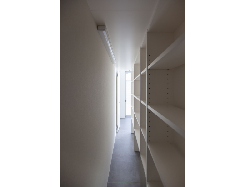 【清水裕子＋清水貞博＋松崎正寿】