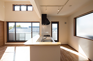 /reform-mitsumori/木造３Ｆ準耐火構造の賃貸併用住宅の外観