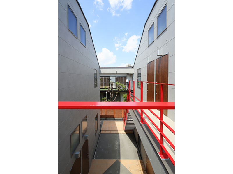 シェア中庭全景