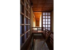 【伝統工法を生かした美しい耐震改修】