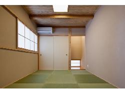 【相川直子＋佐藤勤】