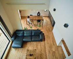 【相川直子＋佐藤勤】