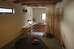 【相川直子＋佐藤勤】