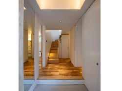 【再建築不可物件をリノベーション-弦巻の家】