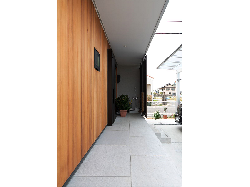 【ナイトウタカシ】