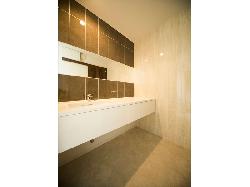 【ナイトウタカシ】