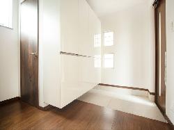 【ナイトウタカシ】