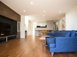 【ナイトウタカシ】