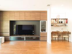 【ナイトウタカシ】