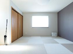 【ナイトウタカシ】