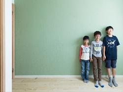 【ナイトウタカシ】