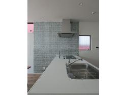 【ナイトウタカシ】