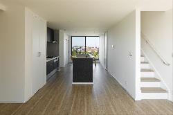 【ナイトウタカシ】