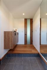 【ナイトウタカシ】