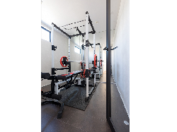 【ナイトウタカシ】