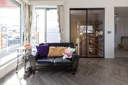 【ナイトウタカシ】