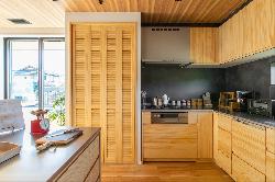 【ナイトウタカシ】