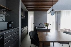 【ナイトウタカシ】