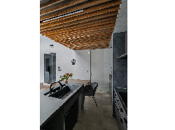 【ナイトウタカシ】