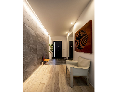 【ナイトウタカシ】