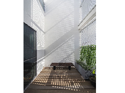 【ナイトウタカシ】