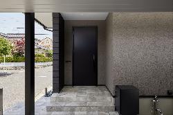 【ナイトウタカシ】