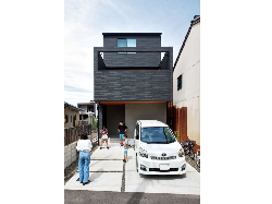 【ナイトウタカシ】