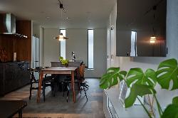 【ナイトウタカシ】