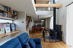 【ナイトウタカシ】