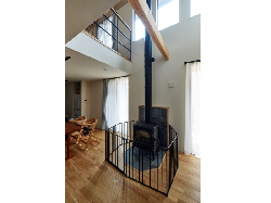 【ナイトウタカシ】