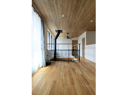 【ナイトウタカシ】