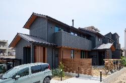 【ナイトウタカシ】