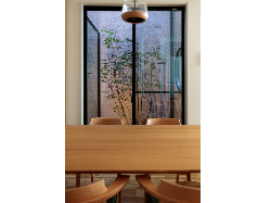 【ナイトウタカシ】