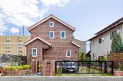 【ナイトウタカシ】