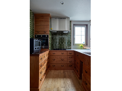 【ナイトウタカシ】