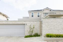 【ナイトウタカシ】