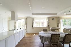 【ナイトウタカシ】