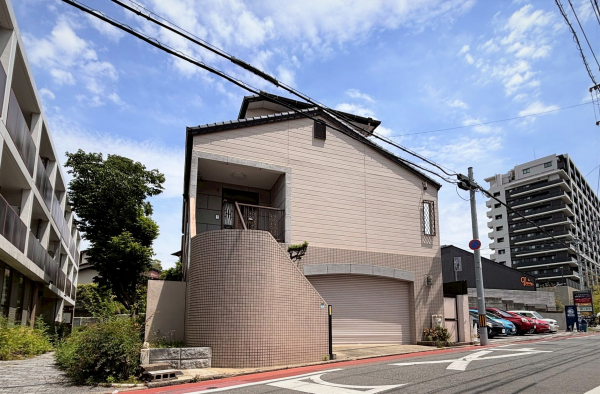 福岡市中央区輝国２丁目土地