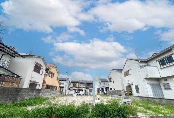 売土地　建築条件無し