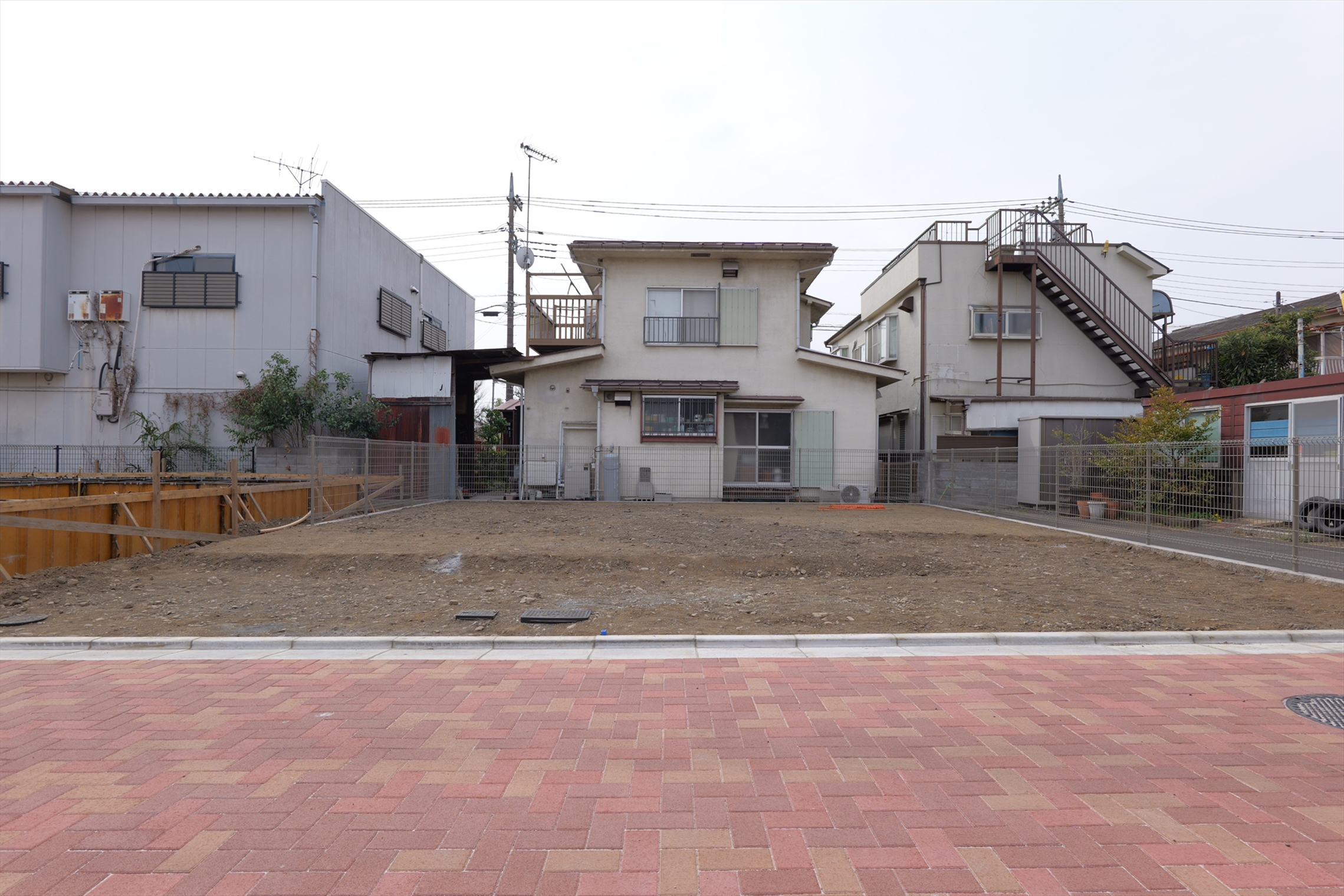 福生市福生加美　建築条件付き売地　全２区画　Ａ号区