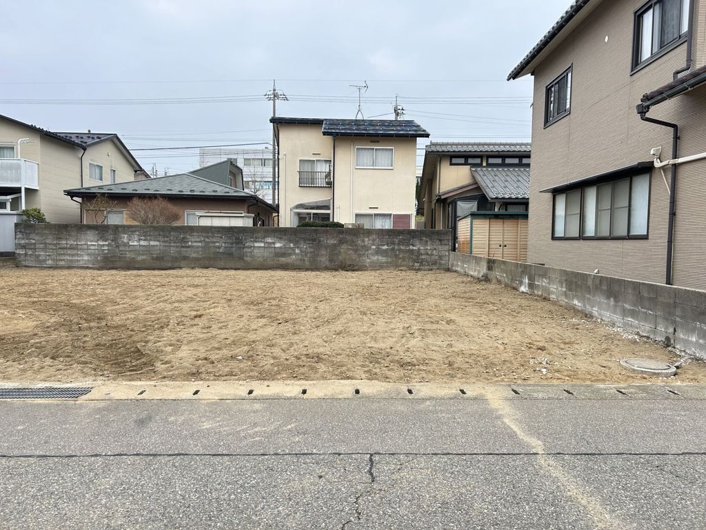 売土地　鶴ケ丘