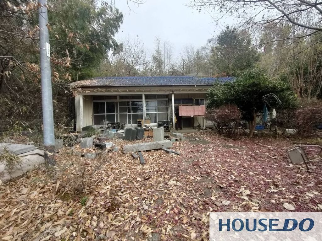 桜川市羽田の古家付き売り土地