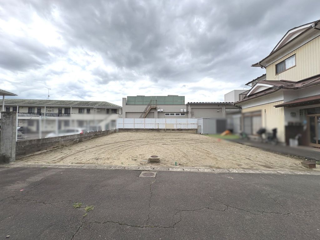 売土地　富沢2丁目