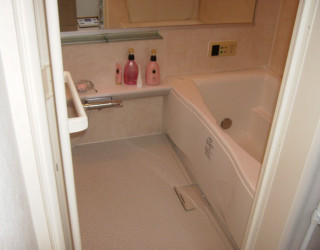 ユニットバスのリフォーム／施工費用：104万円