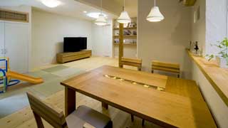 自然素材を使った明るく開放的な住まい／施工費用：1450万円