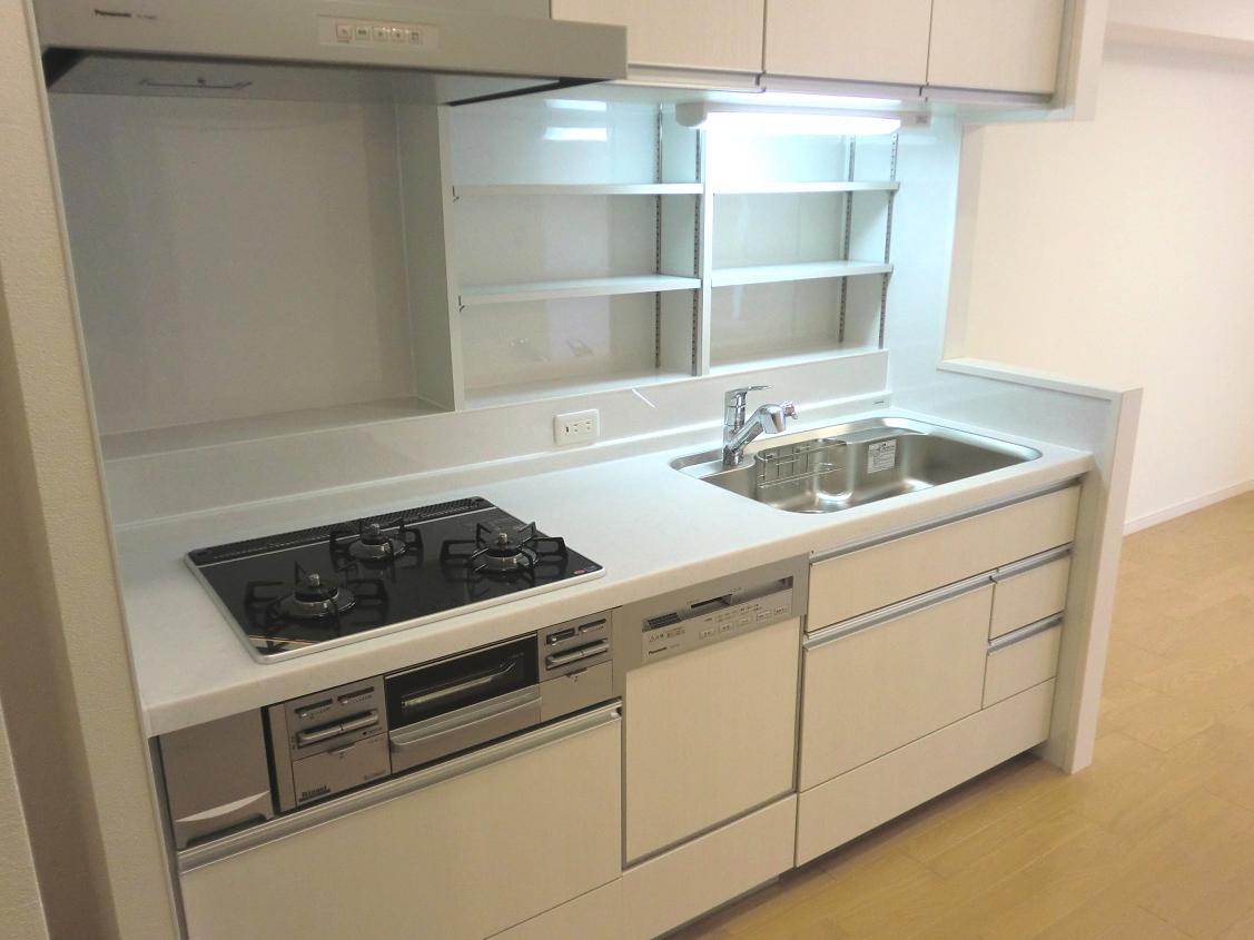 I型キッチン導入、効果的にスペースを活用